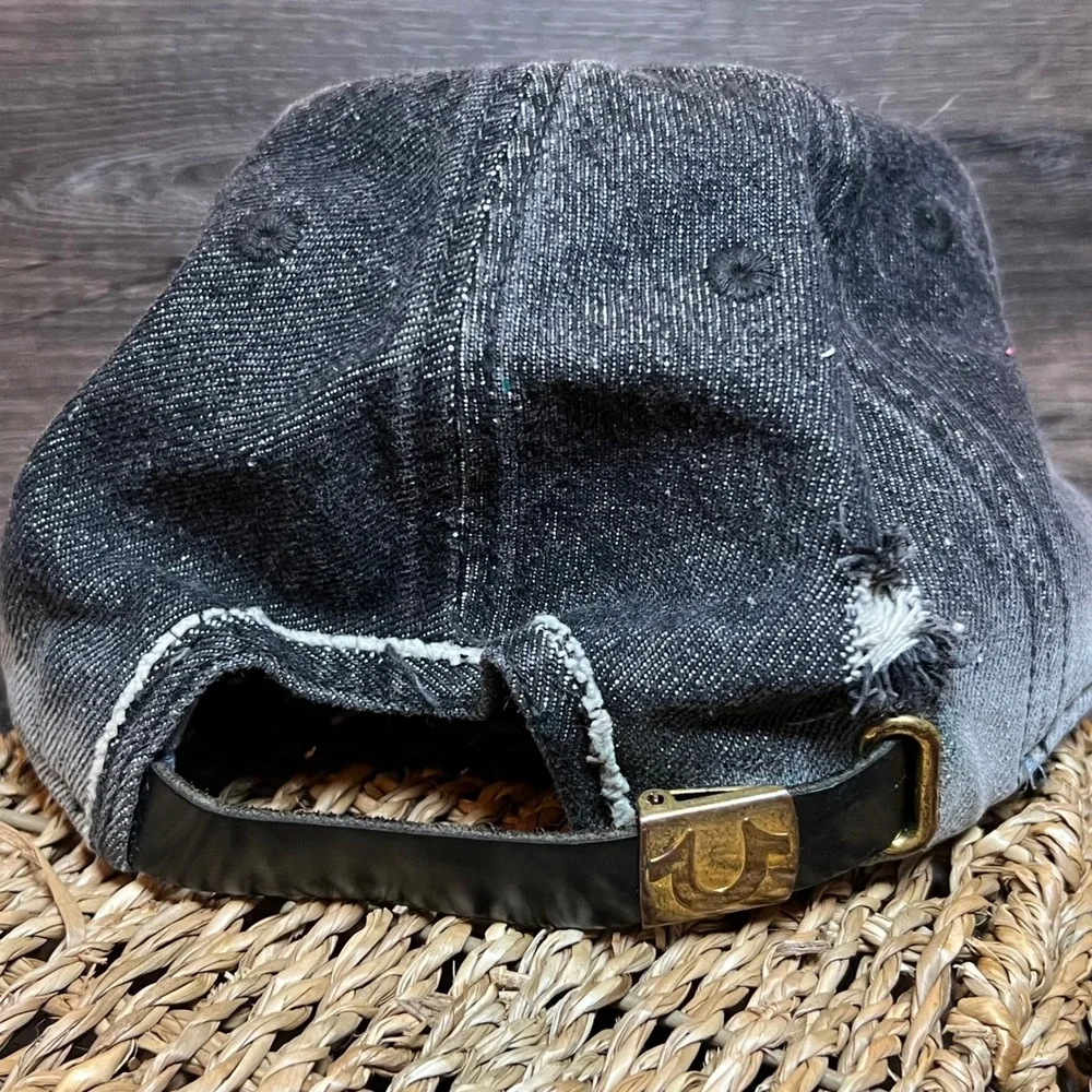 True Religion Distressed Denim Baseball Cap Ombre Black Grey Gold Horseshoe Logo